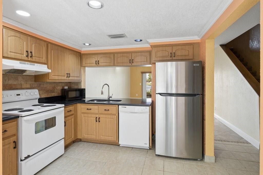 4759 NW 90th Avenue, Sunrise, FL 33351 Photo