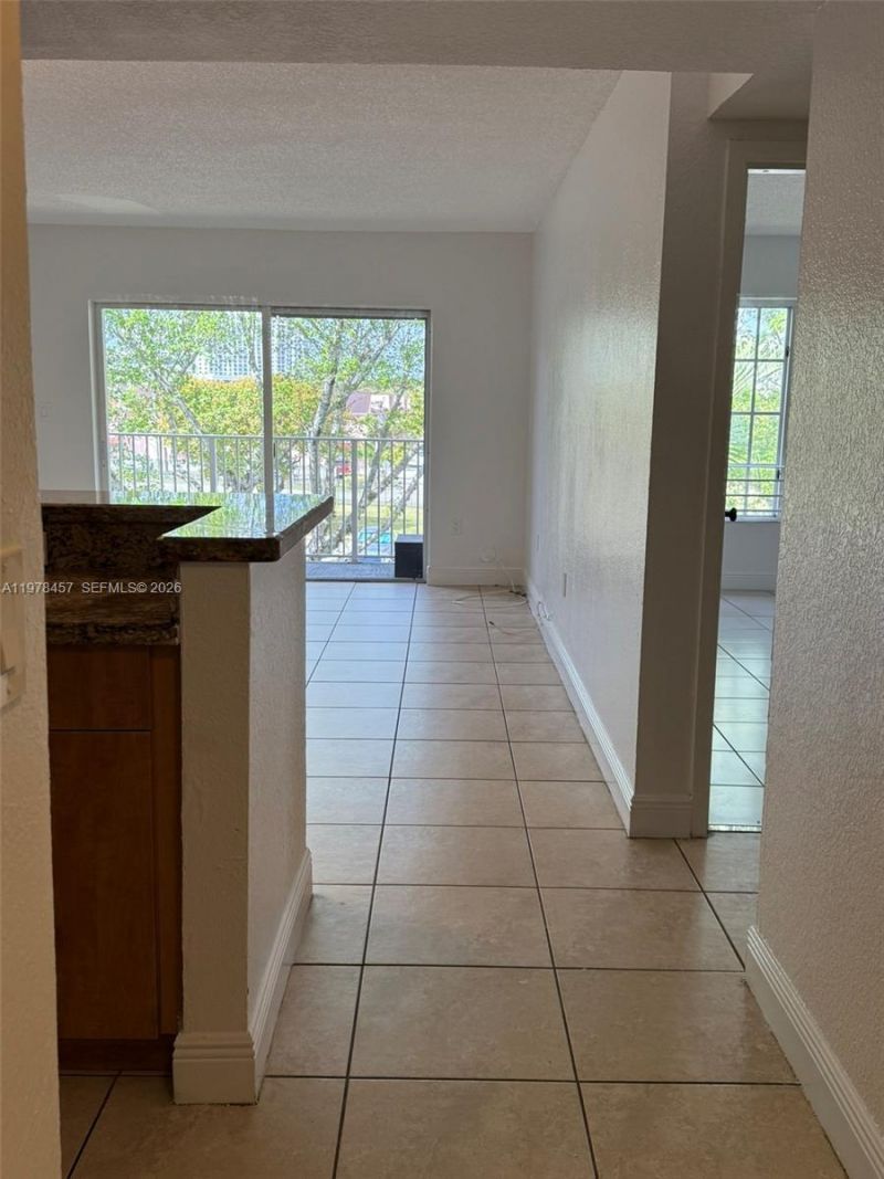 5122 NW 79th Ave , Unit 304, Doral, FL 33166 Photo