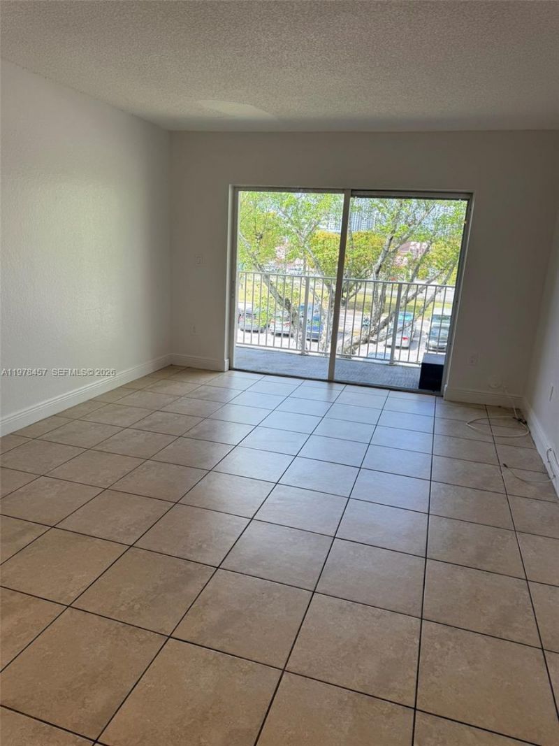 5122 NW 79th Ave , Unit 304, Doral, FL 33166 Photo