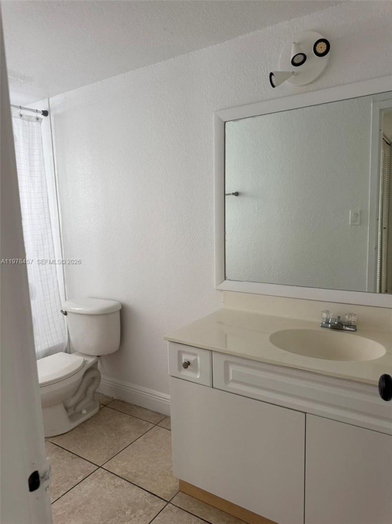 5122 NW 79th Ave , Unit 304, Doral, FL 33166 Photo