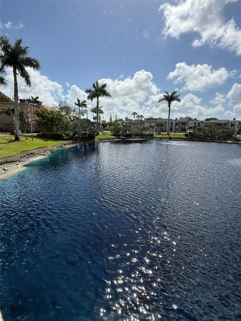 5122 NW 79th Ave , Unit 304, Doral, FL 33166 Photo