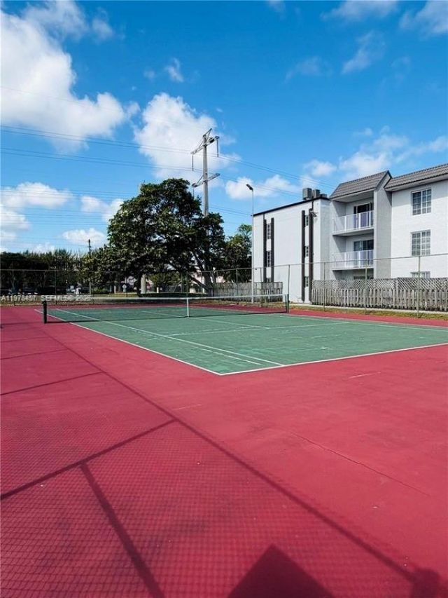 5122 NW 79th Ave , Unit 304, Doral, FL 33166 Photo