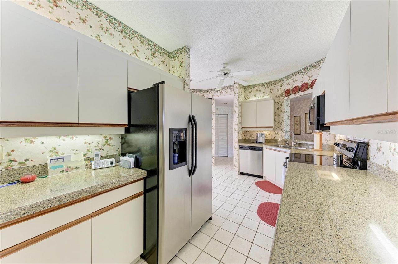 3930 Pinebrook Circle, Unit 7, Bradenton, FL 34209 Photo