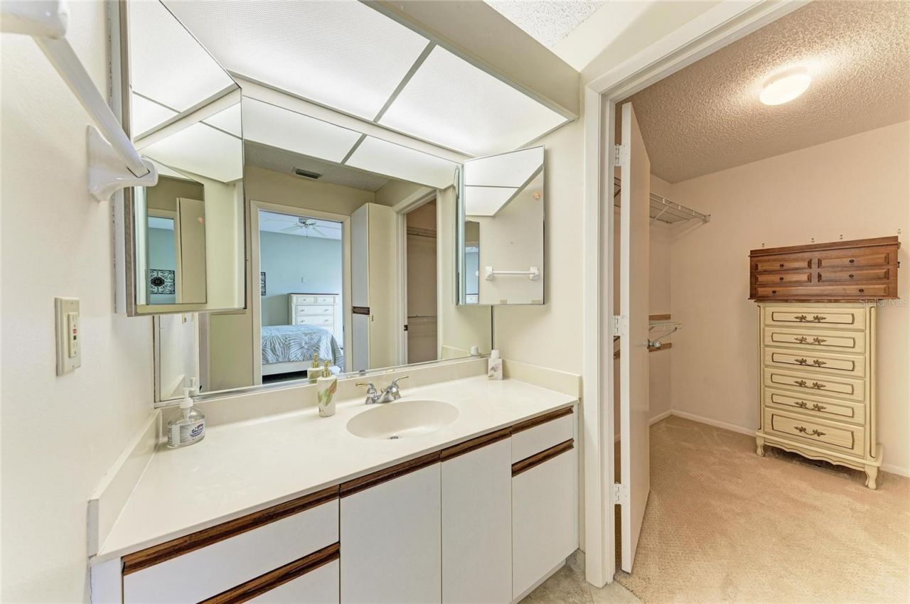 3930 Pinebrook Circle, Unit 7, Bradenton, FL 34209 Photo