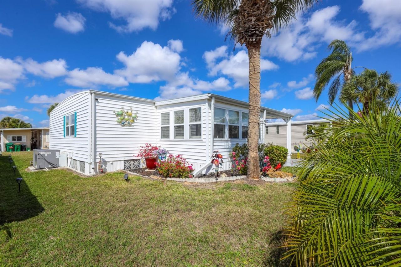 2100 Kings Highway , Unit 406, Port Charlotte, FL 33980 Photo