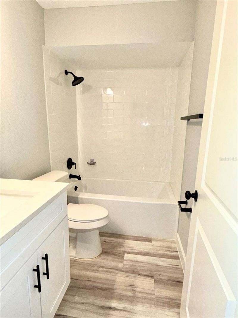 1000 Lake Of The Woods Boulevard , Unit 206F, Fern Park, FL 32730 Photo