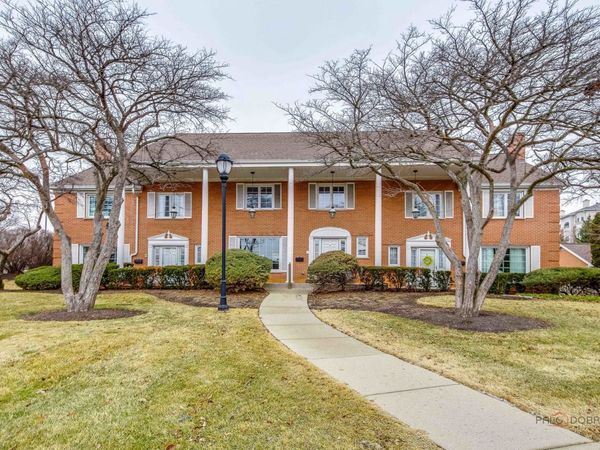 2 N Tower Road , Oak Brook, IL 60523