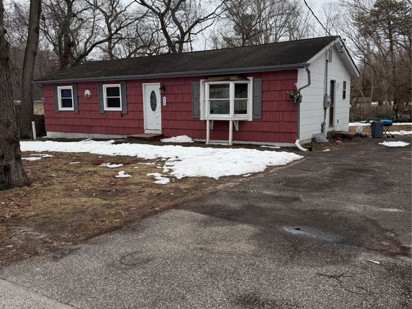 546 Granny Road, Medford, NY 11763