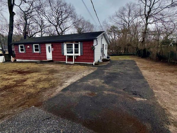 546 Granny Road, Medford, NY 11763