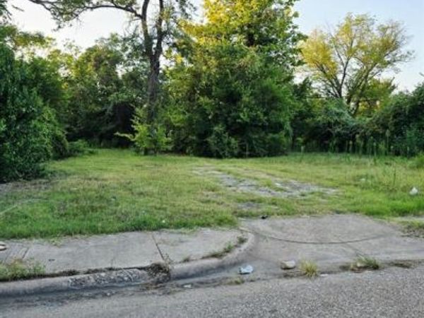 2511 Saint Clair Drive, Dallas, TX 75215