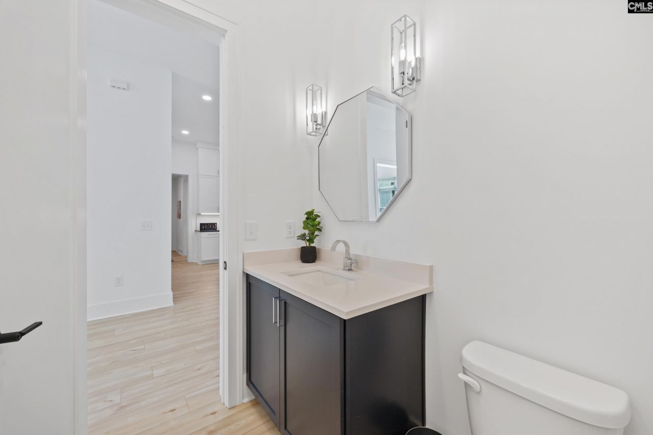 1075 Retreat Way Photo 28