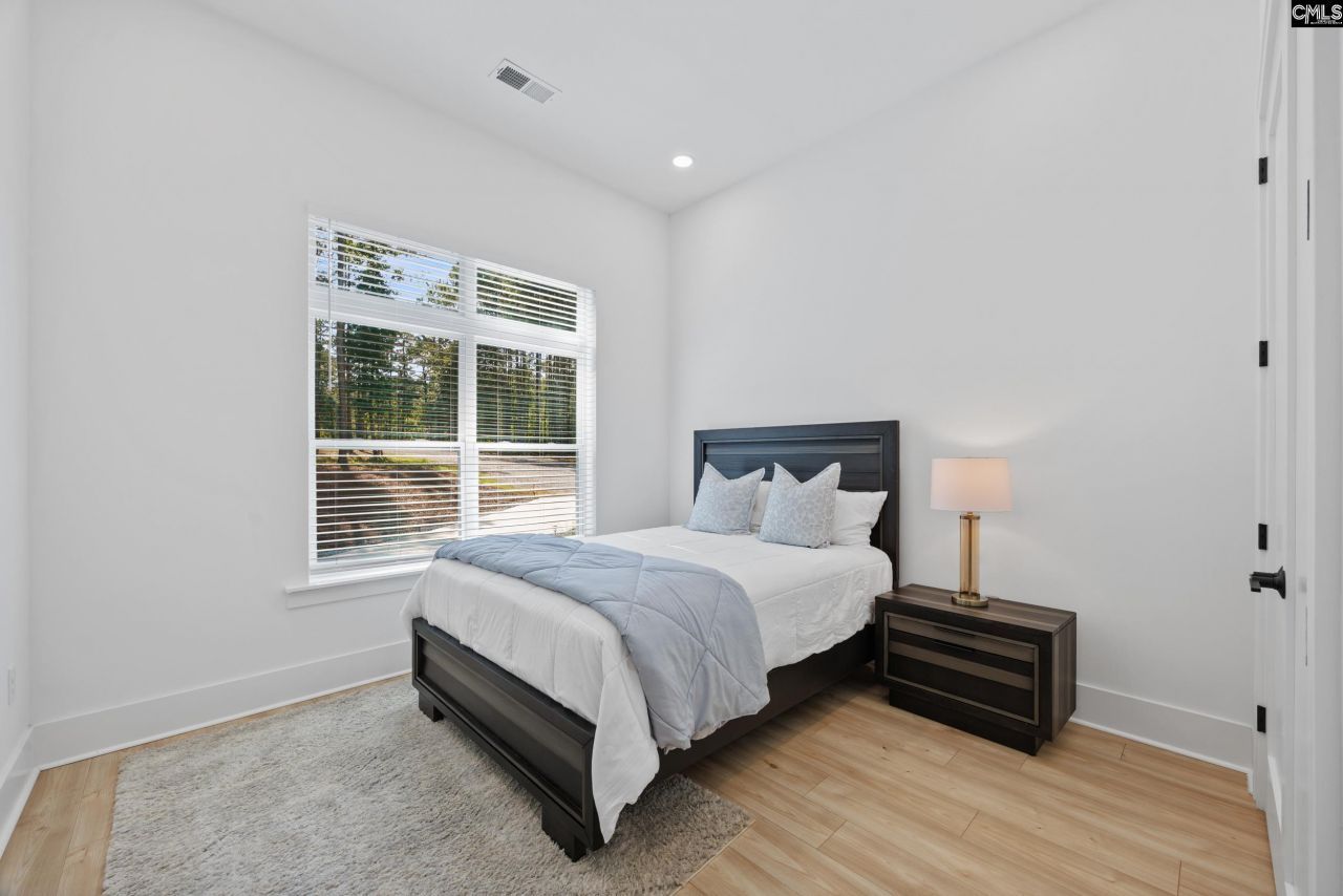 1075 Retreat Way Photo 30