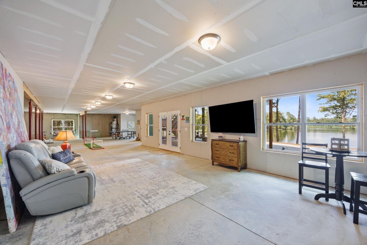 1075 Retreat Way  Photo 38