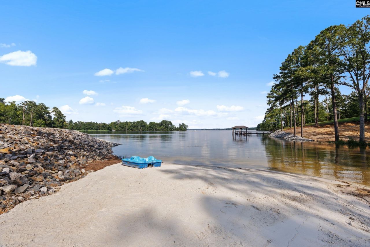 1075 Retreat Way Photo 49