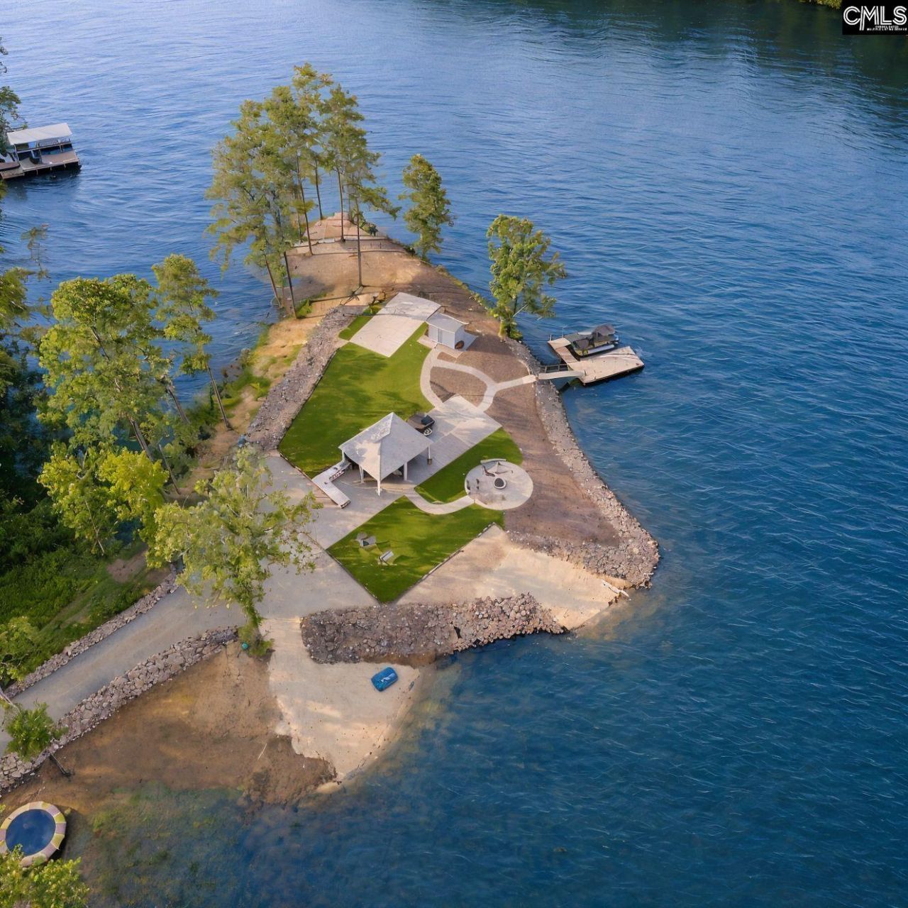 1075 Retreat Way Photo 68