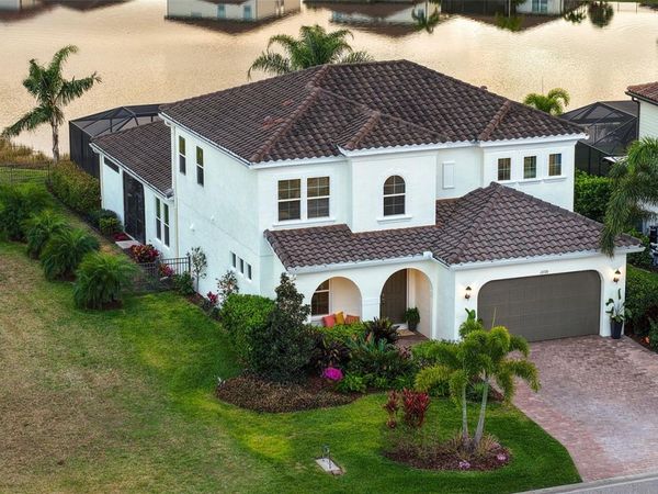 13720 SAW PALM CREEK TRAIL, LAKEWOOD RANCH, FL 34211