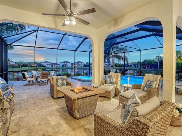 13720 SAW PALM CREEK TRAIL , LAKEWOOD RANCH, FL 34211