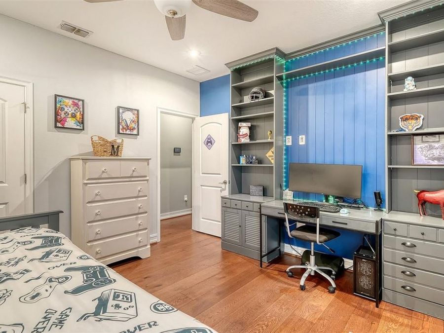 Property Image 32