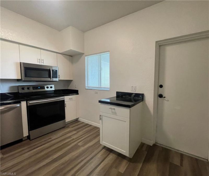 8555 Bernwood Cove Loop , Unit 112, Fort Myers, FL 33966 Photo