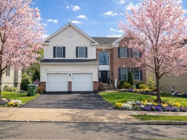 40 Helms Mill Road, Hackettstown, NJ 07840