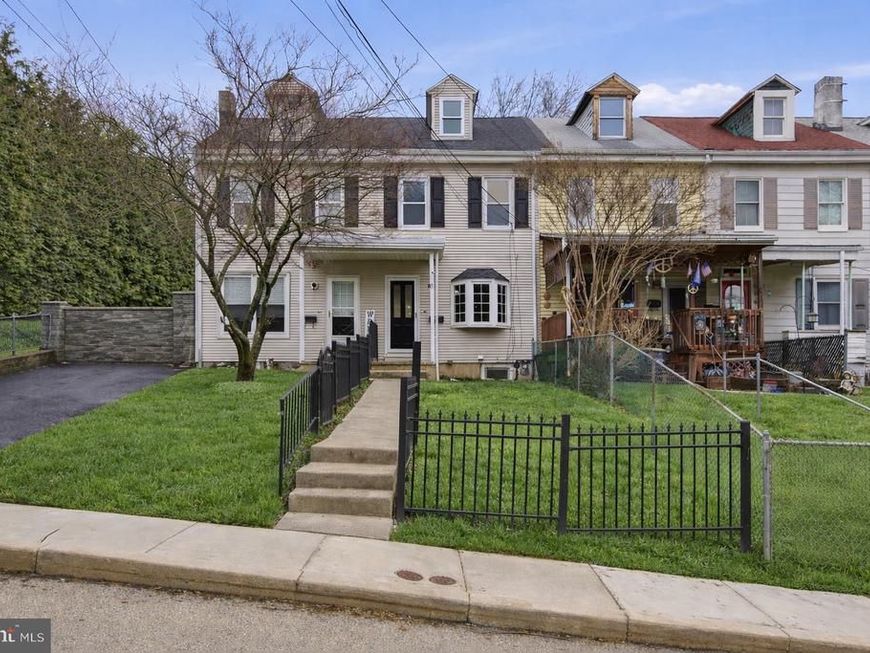 308 Brittmore Avenue, Conshohocken, PA 19428 Main Photo