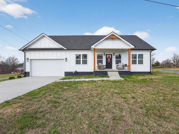 30 Michaels Road, Trenton, GA 30752