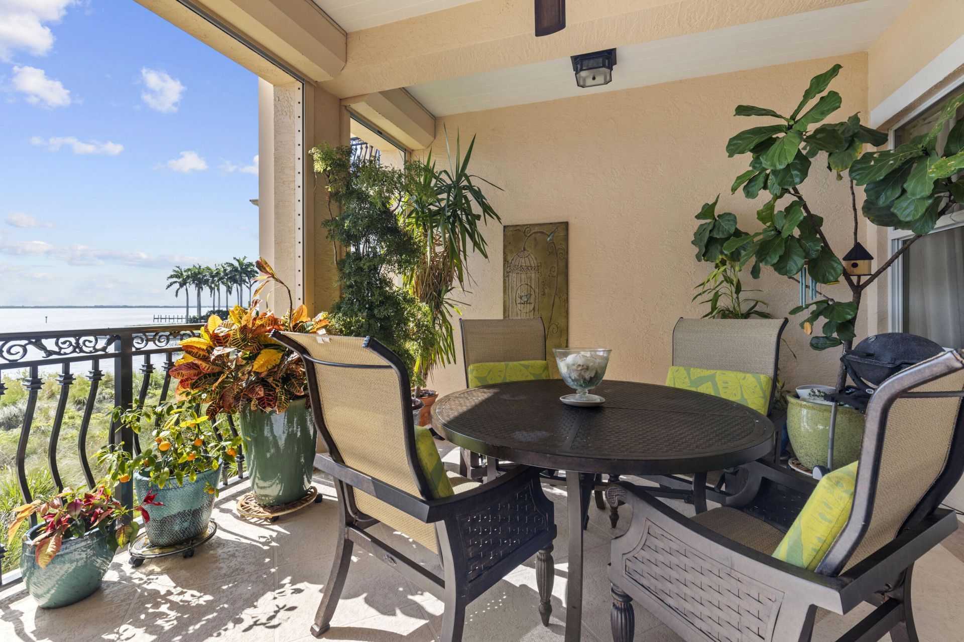 1533 NE Outrigger Landings Drive, Unit 3-205, Jensen Beach, FL 34957 Photo