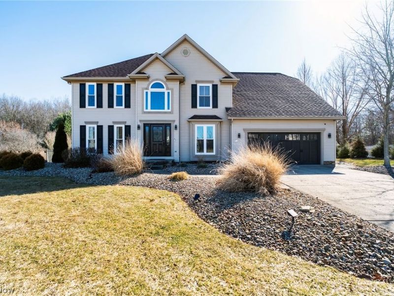 195 Willow Bend Drive, Canfield, OH 44406 Photo 1