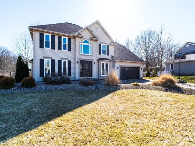 195 Willow Bend Drive, Canfield, OH 44406 Photo 2