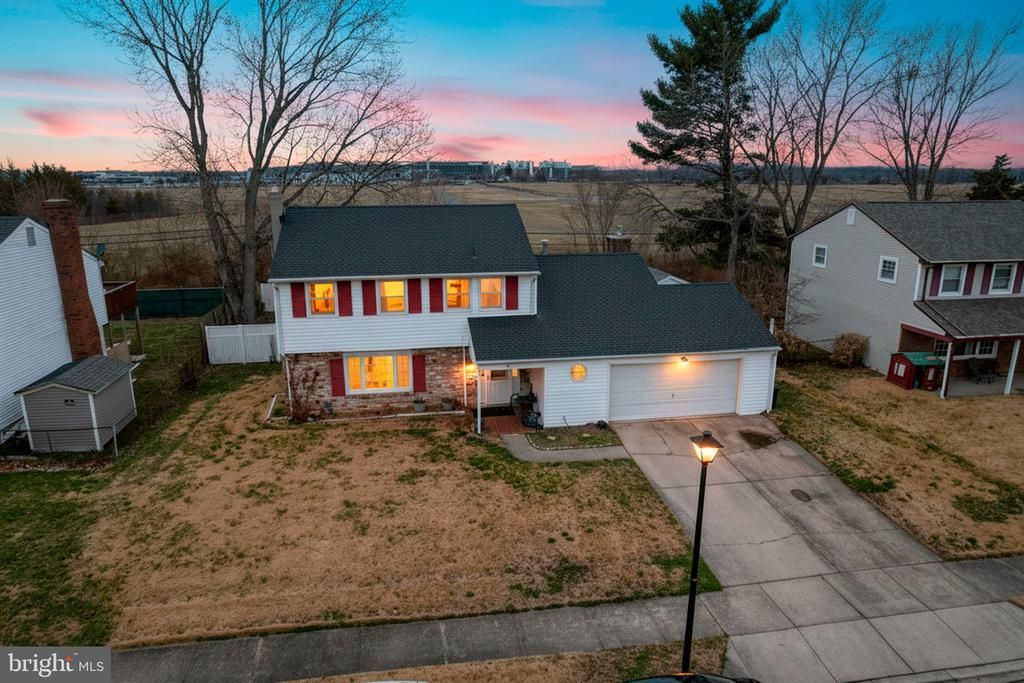 813 Bacon Avenue, Dover, DE 19901 Main Photo