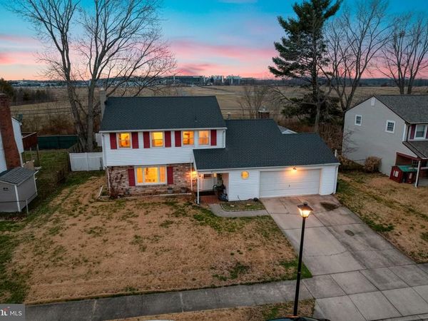 813 BACON AVENUE, DOVER, DE 19901