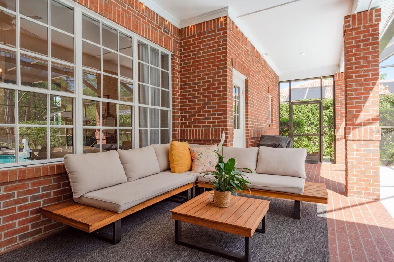 1499 E Lake Woodlands Parkway, Oldsmar, FL 34677 Photo