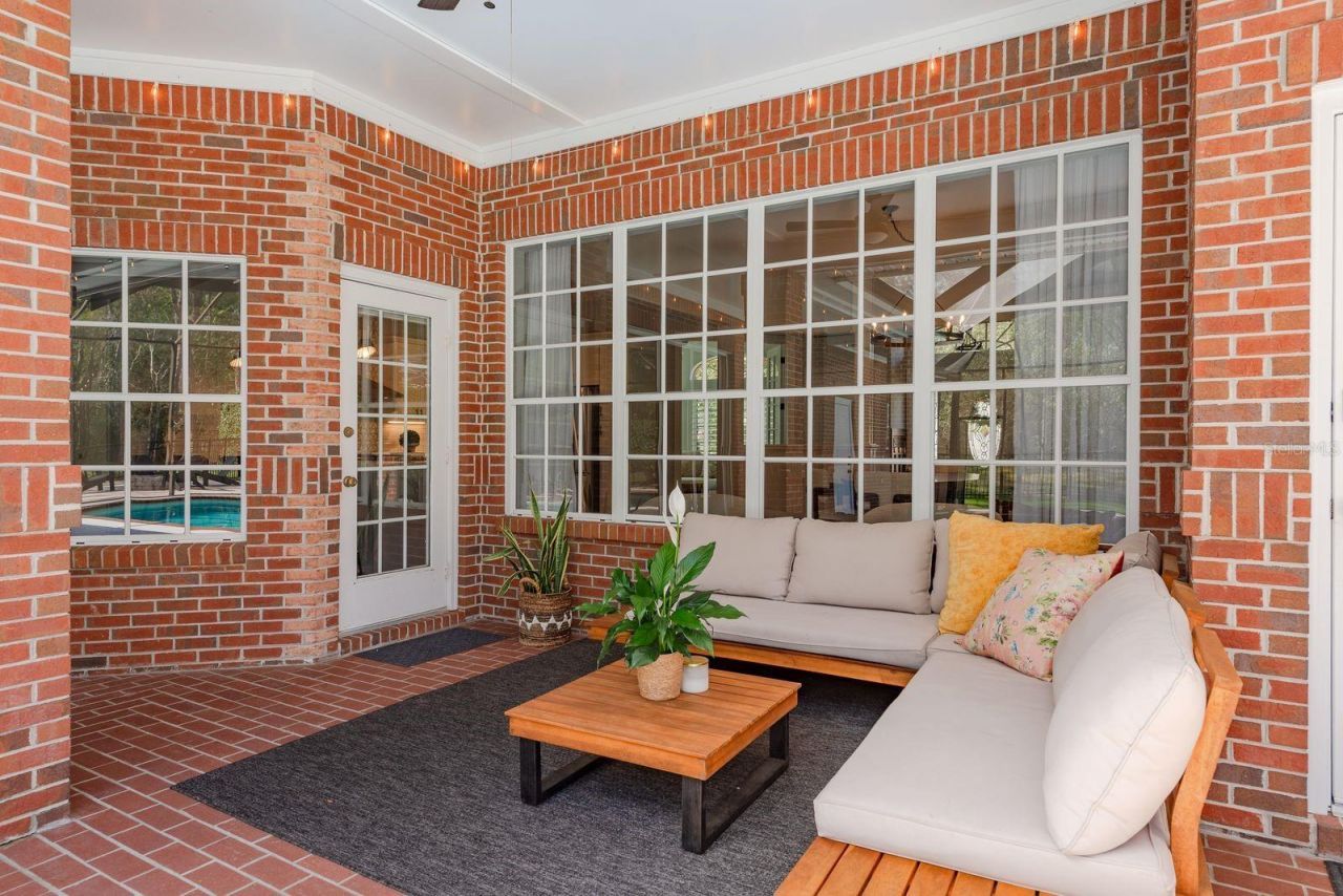 1499 E Lake Woodlands Parkway, Oldsmar, FL 34677 Photo