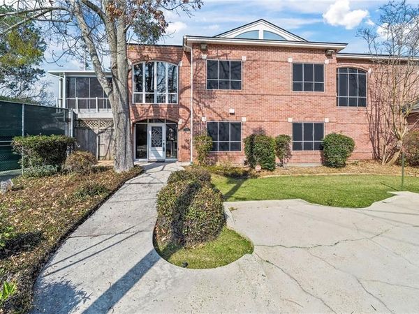 633 VILLAGE LANE N Lane, Mandeville, LA 70471