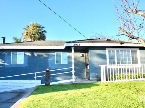2912 Wilson Road, Bakersfield, CA 93304