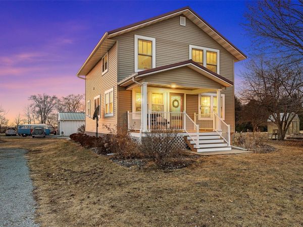 5305 American Legion SE, Iowa City, IA 52240