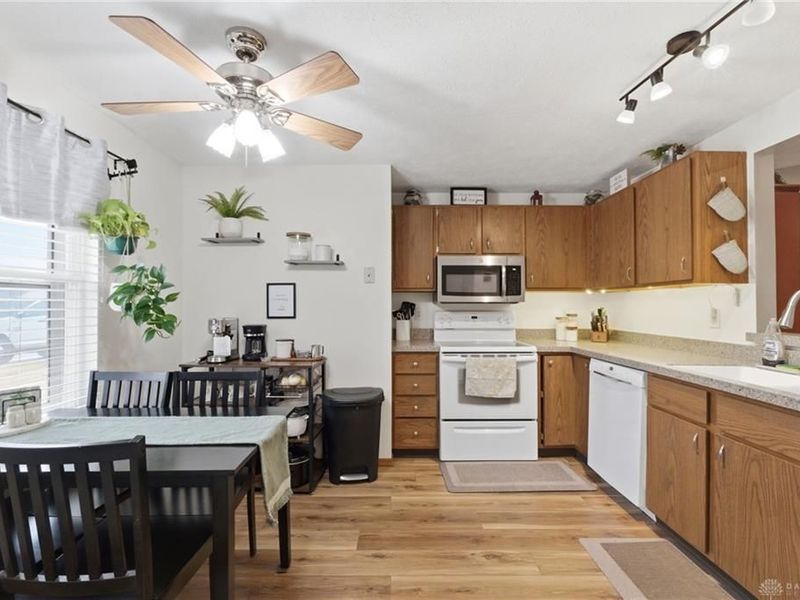 6000 Timbergate Trail, Huber Heights, OH 45424 Photo 6