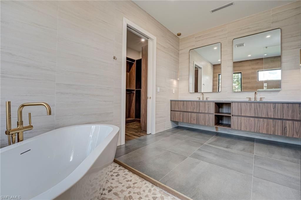 3413 NW 9th Ter, Cape Coral, FL 33993 Photo