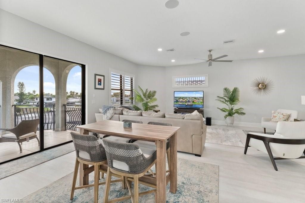 1950 SE 36th St, Cape Coral, FL 33904 Photo