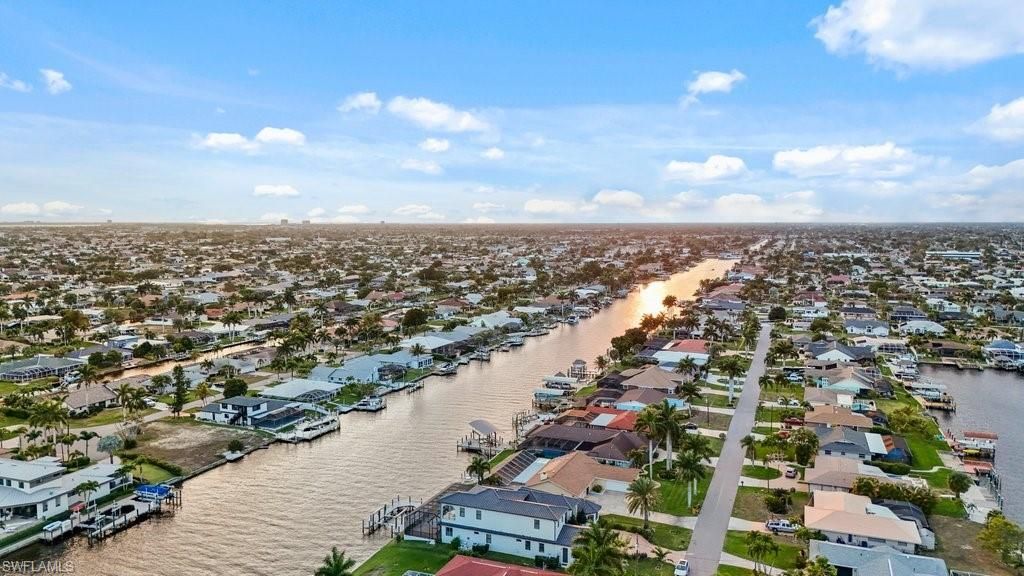 1950 SE 36th St, Cape Coral, FL 33904 Photo