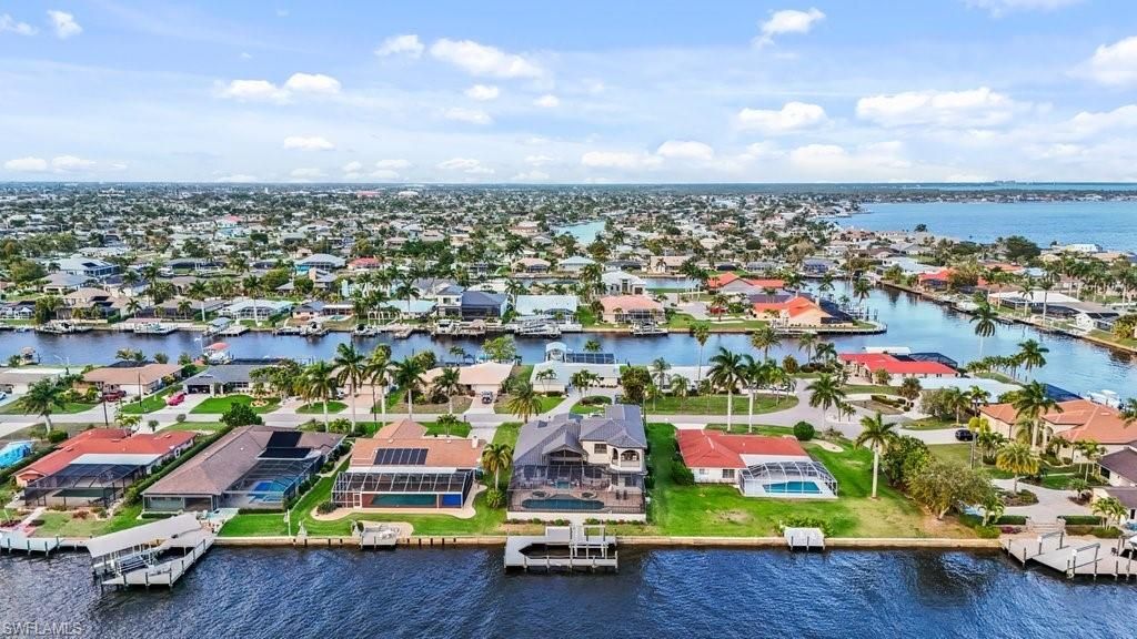 1950 SE 36th St, Cape Coral, FL 33904 Photo