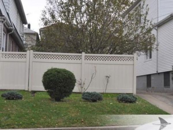 1815 Willow Lane , Bronx, NY 10461