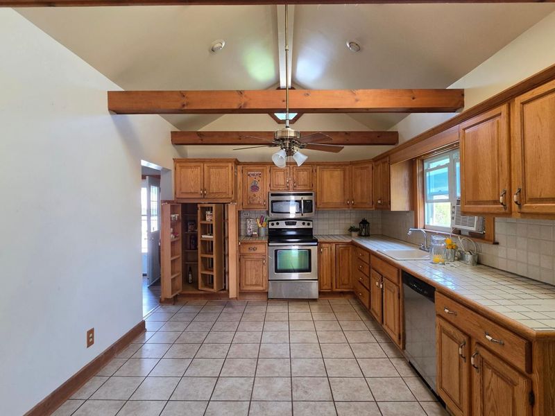 530 N Main Street, Ada, OH 45810 Photo 2
