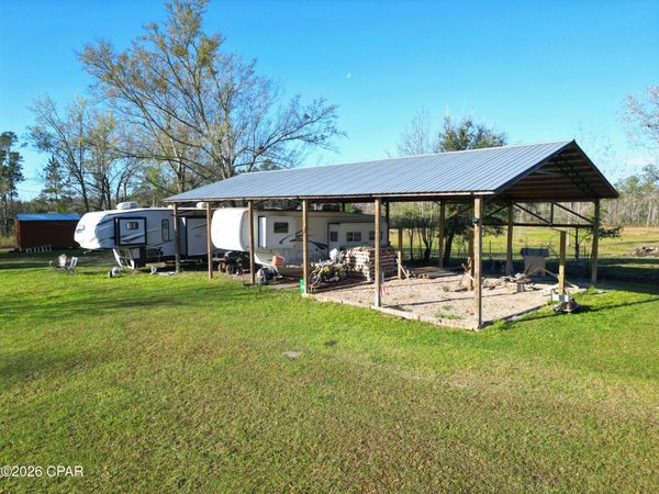 191 April Lane, Wewahitchka, FL 32465