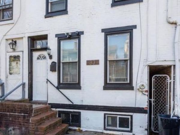 33 OAK STREET, TRENTON, NJ 08618