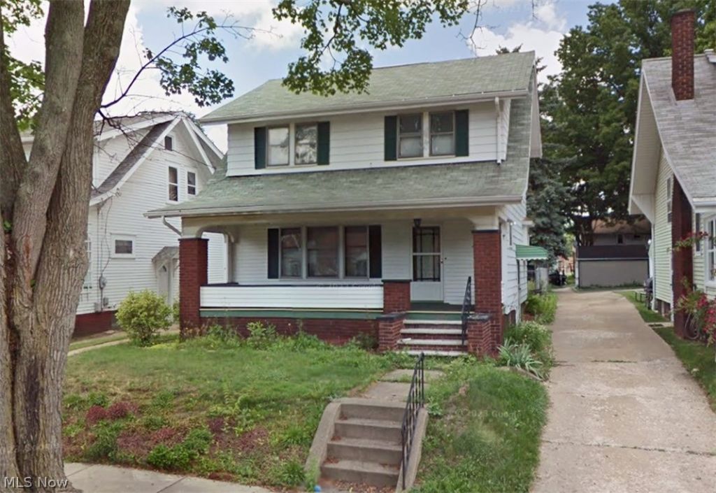 1227 17th Street Nw, Canton, OH 44703 Main Photo