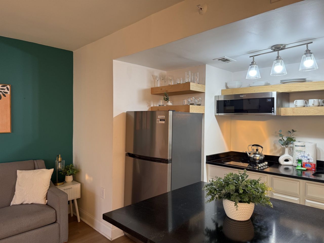 2310 N Ocean Blvd. Photo 14