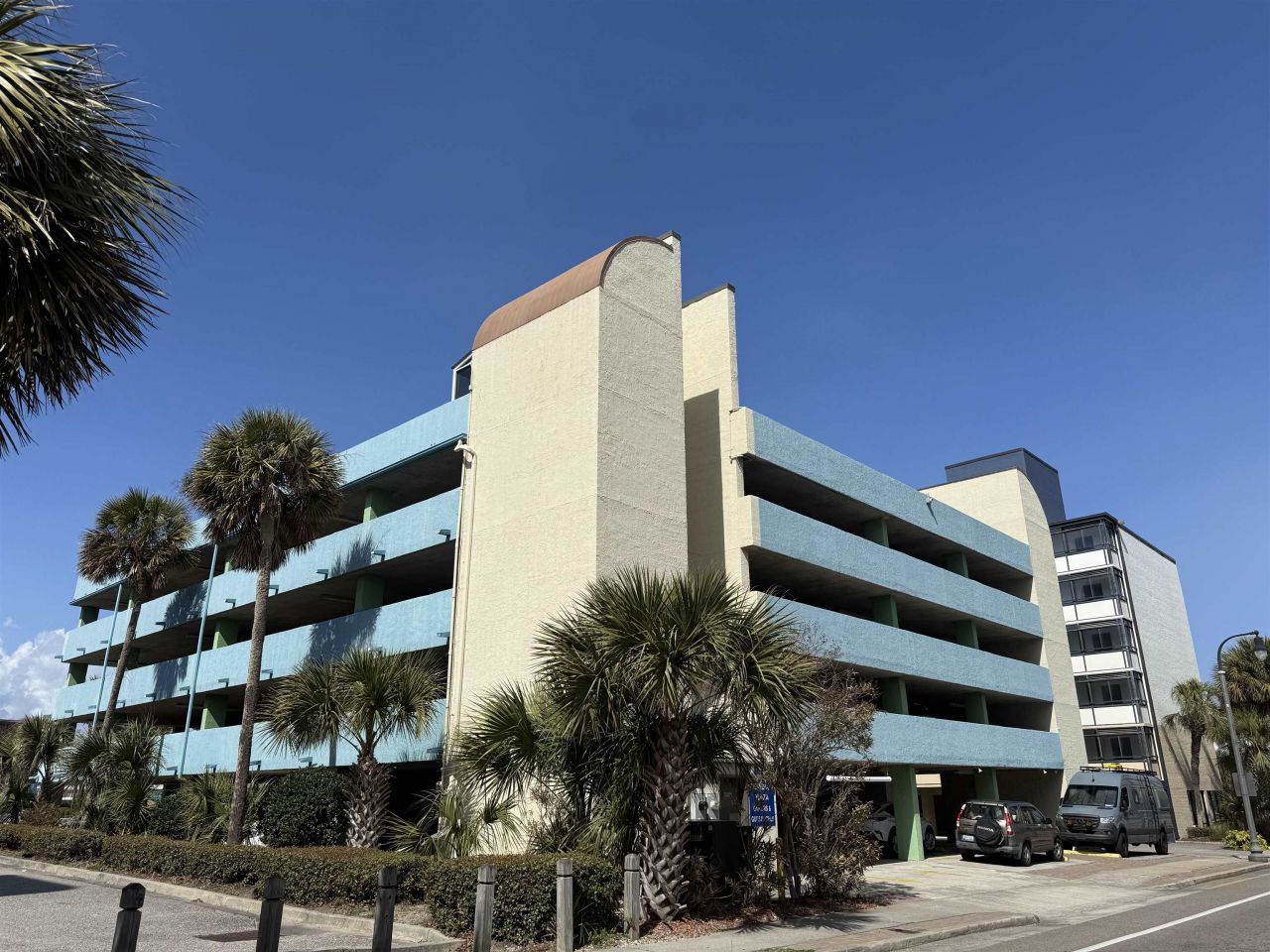 2310 N Ocean Blvd. Photo 4