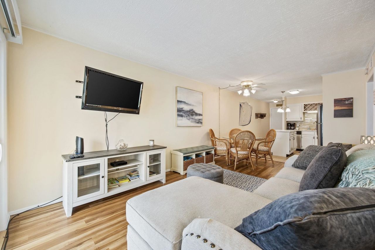 4509 South Ocean Blvd. Photo 10