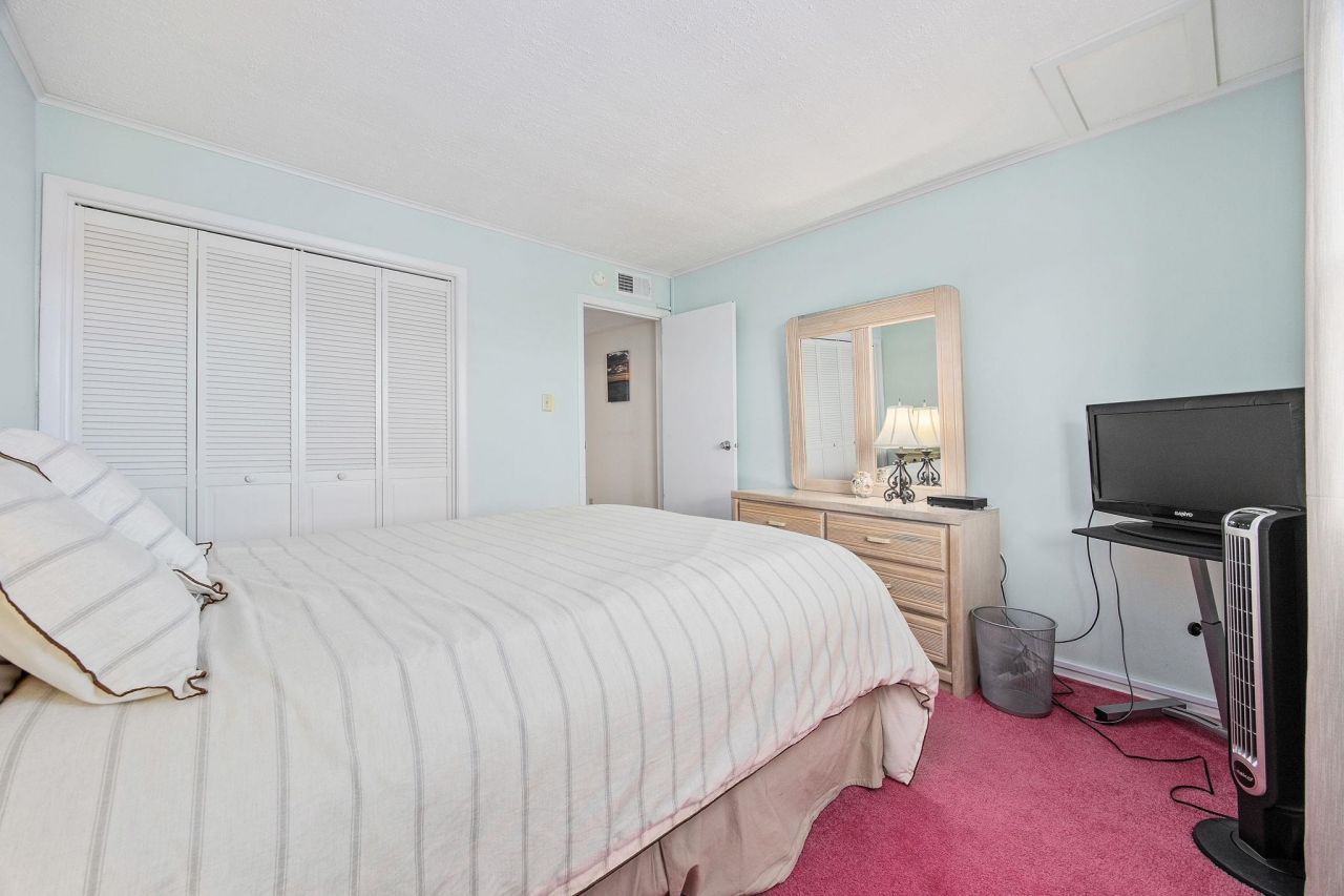 4509 South Ocean Blvd. Photo 14